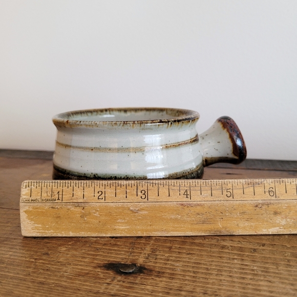 Vintage Takahashi Mid Century Studio Pottery Side Handled Soup Bowl - Picture 8 of 9